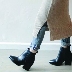 NWT Rojas Western Boot Black Napa Heel by ABLE